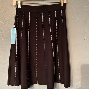 Draper Hames Women’s Knit Sweater Skirt Black&White Pull on Medium NWT